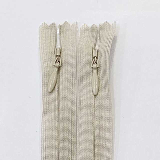 エスちゃん　2点同梱＆ショッパー2枚　同梱割引適応 コンシール®2CH DA 24㎝or48㎝, 2本入 OUTLET – ファスナー